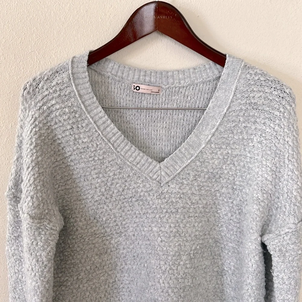 SO Chunky Knit Gray Sweater Women's Long-Sleeve Size Small Winter Casual Wool - Picture 3 of 10